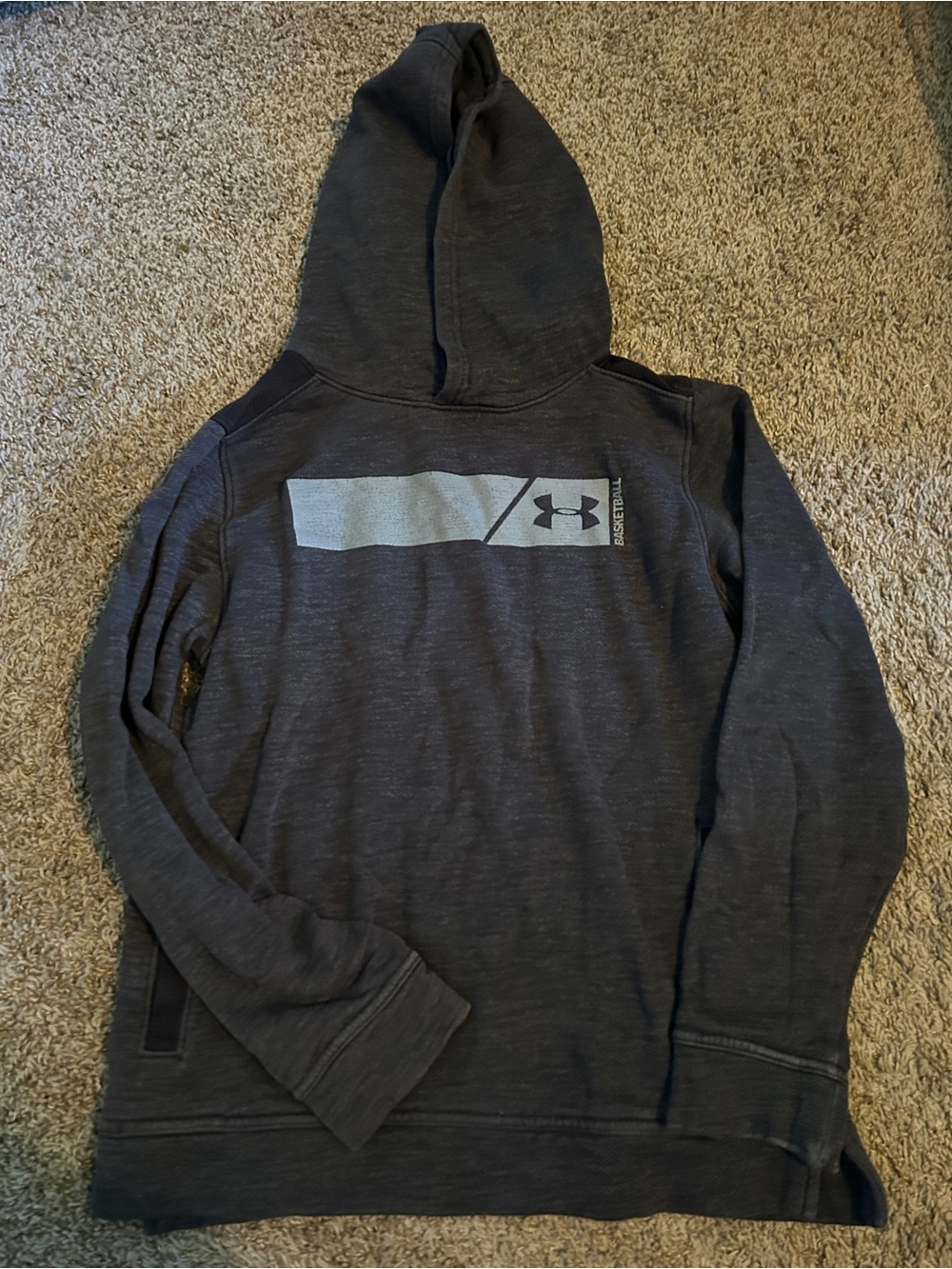 Under Armour Kids heather grey pullover
